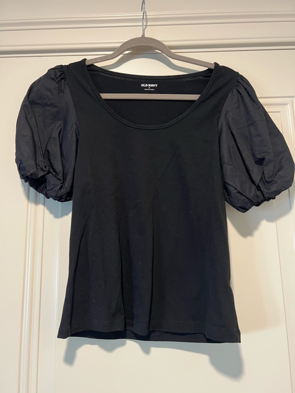 Old Navy Black Puff Sleeve Short Sleeve Tee